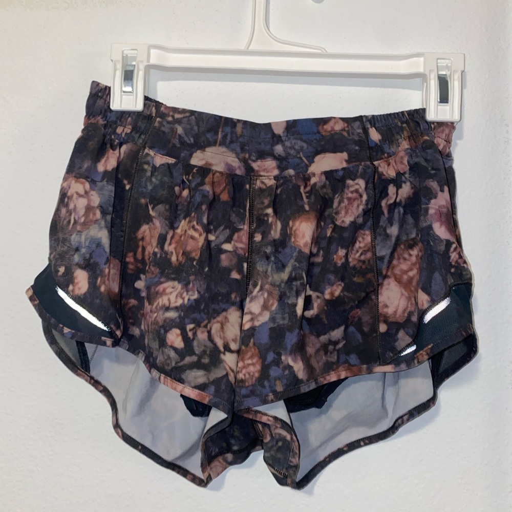 Lululemon Short size 6